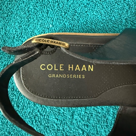 Cole Haan's Grand Series Mira Crossband Sandals, Black Leather Womens Sz 7b - Picture 6 of 9